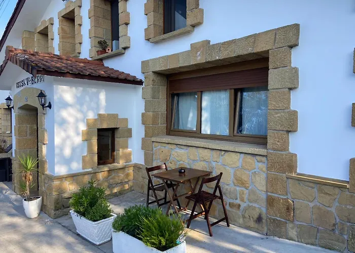 Familiar Con Jardin Y Parking Privado Apartment